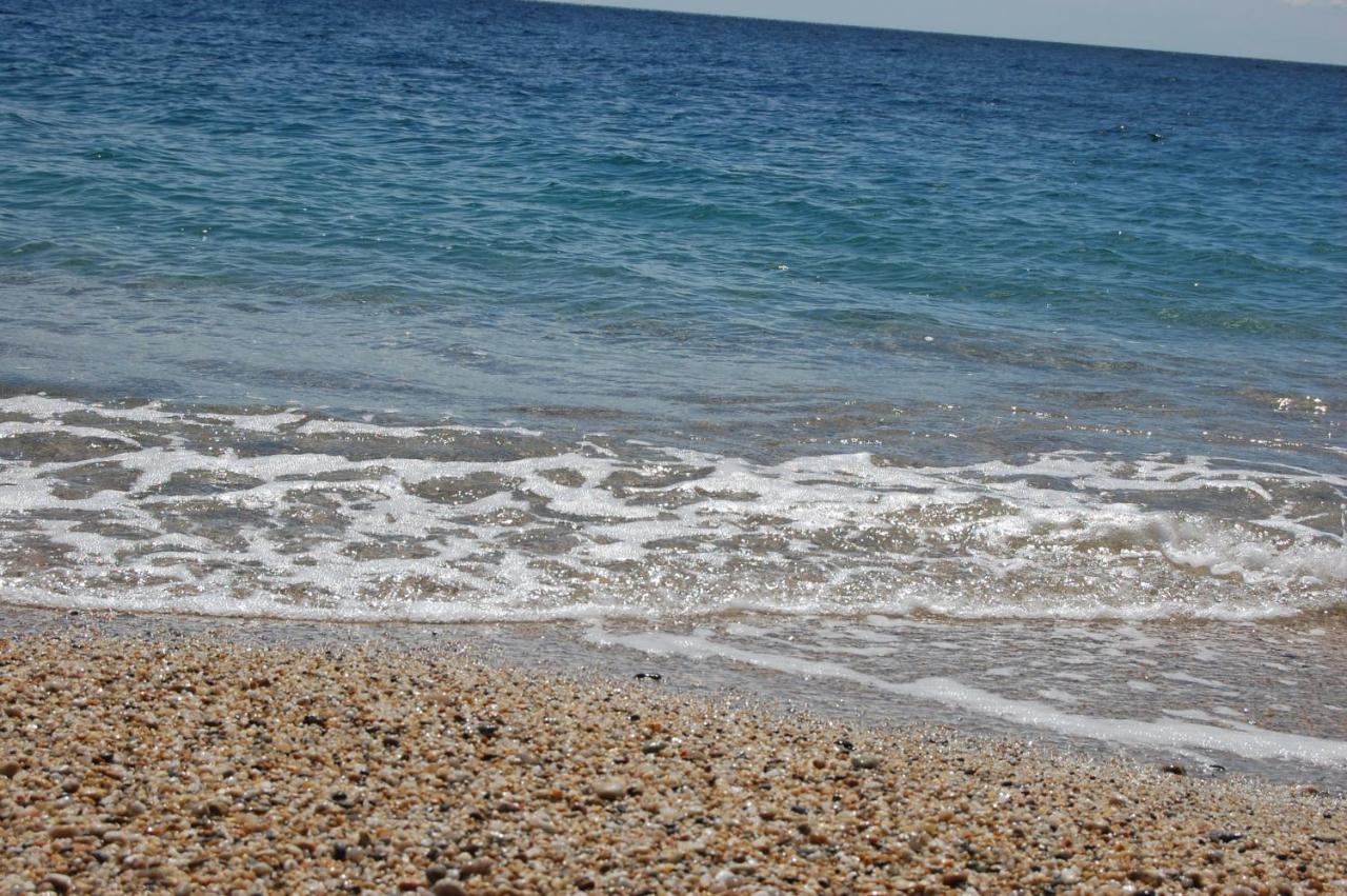 Апартаменты Makedos Sea View Неа-Врасна Экстерьер фото